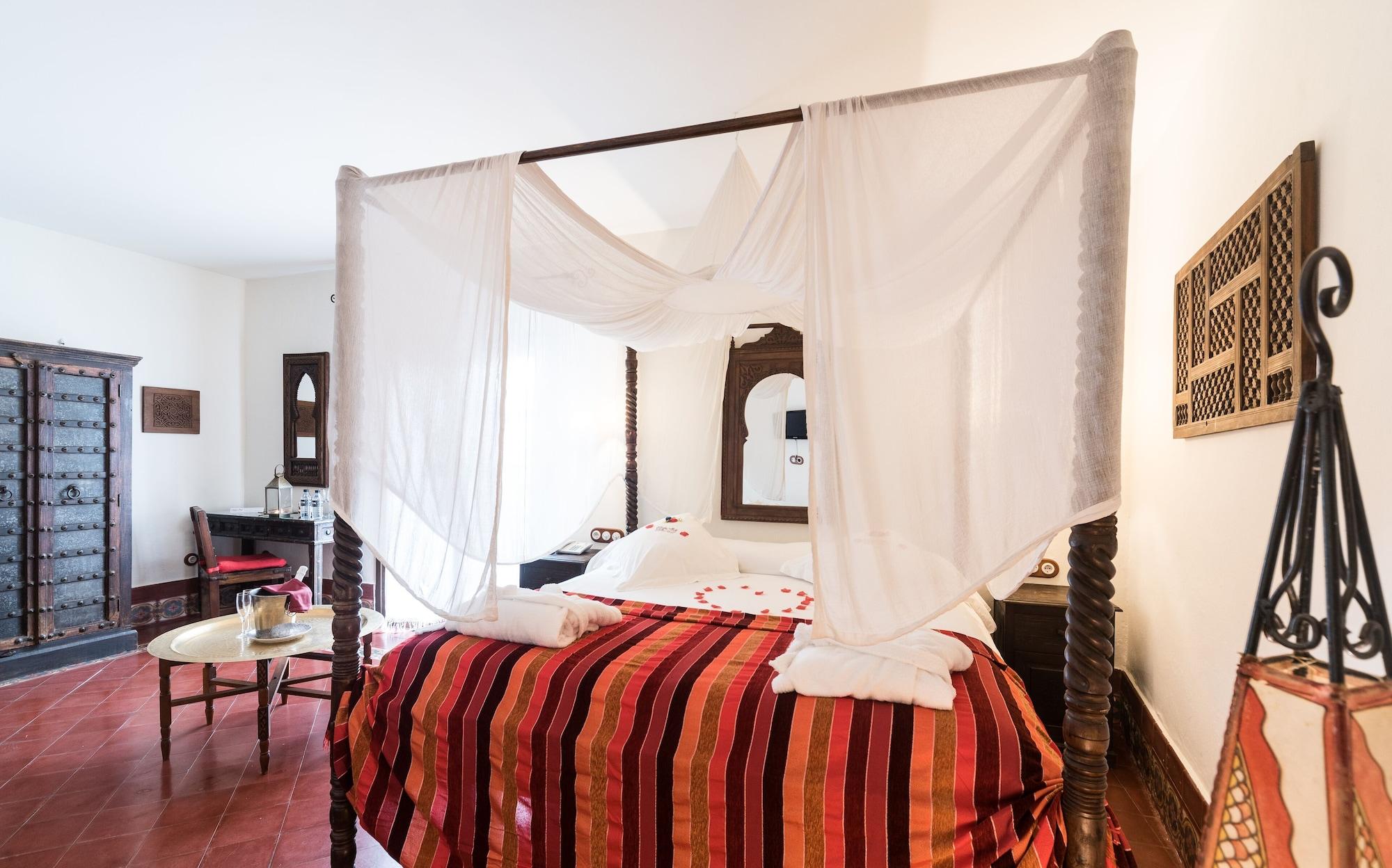 Hotel Alcoba Del Rey De 3*